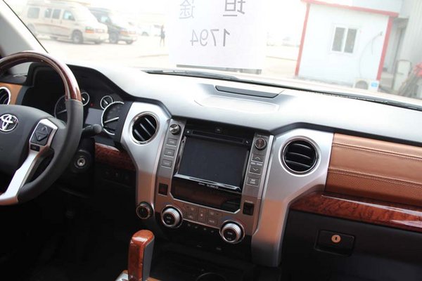 原裝進(jìn)口豐田坦途1794版5.7L 皮卡車45萬-圖5