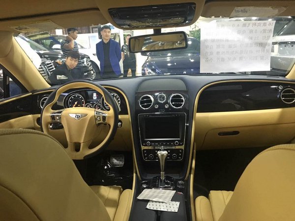 2016款宾利飞驰V8现车 4.0T飞驰劲促底惠-图7