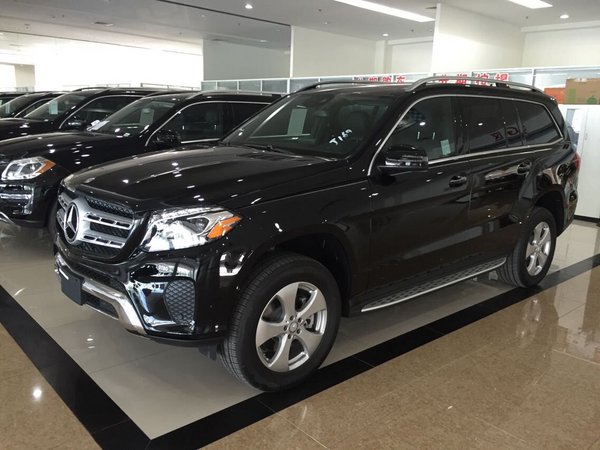 17款奔馳GLS450商家直降 GLS現(xiàn)車101萬起-圖1