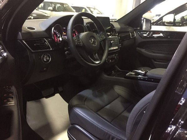 17奔馳GLS450現(xiàn)車促銷 換代首選實(shí)惠價(jià)-圖10