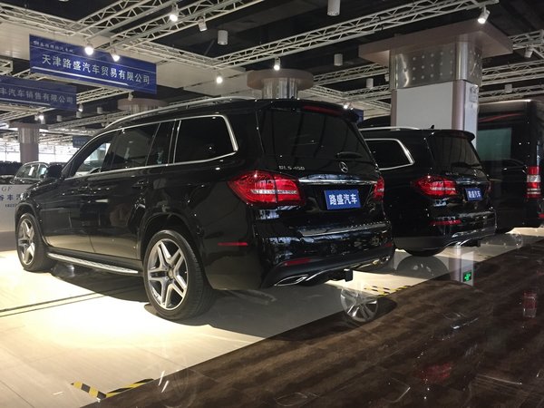 奔驰GLS450对比GLS400 豪华型不同处解析-图4