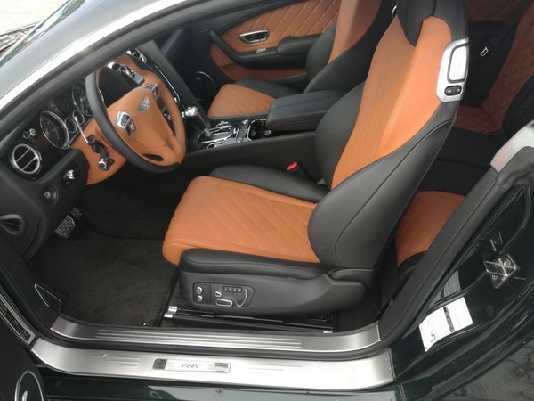 2017款宾利欧陆GT V8S豪车高性能裸利售-图5