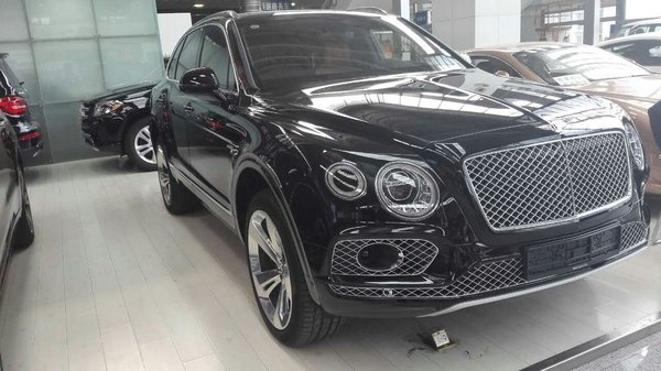 宾利添越SUV深受车友追捧 酬宾折扣来袭-图2