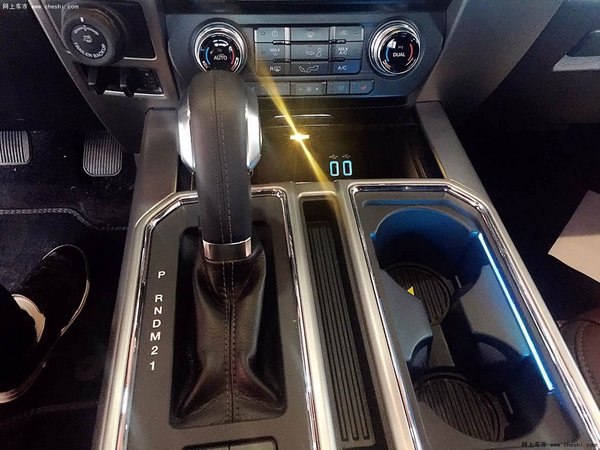 2017款福特F150白金3.5TT 新車到引圍觀-圖11