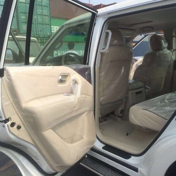 17款日產(chǎn)尼桑途樂4.0L現(xiàn)車58萬 競(jìng)爭(zhēng)霸道-圖7