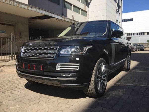 16款攬勝行政5.0創(chuàng)世加長 SV版現(xiàn)車360萬-圖2