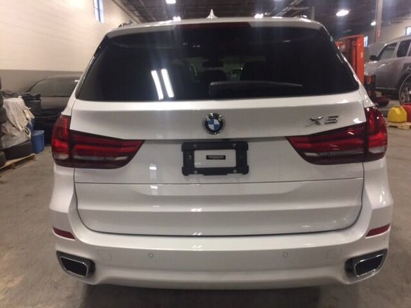 17款M版寶馬X5現(xiàn)車 自貿(mào)區(qū)最低價78.6萬-圖3