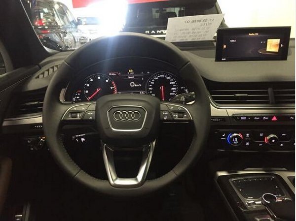 17款全新奥迪Q7加版全国优惠现车销售-图4