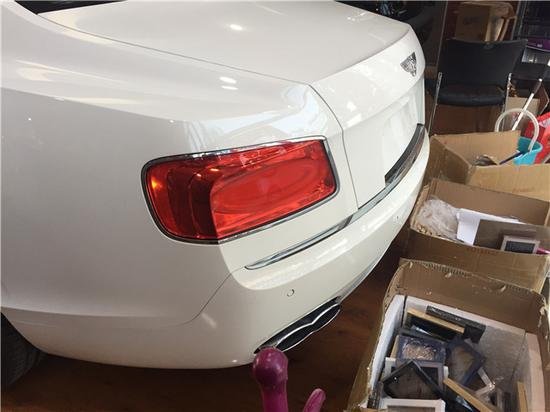 2017款宾利飞驰4.0TV8 最便宜价格235万-图4