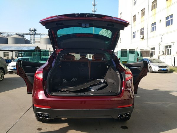 瑪莎拉蒂萊凡特現(xiàn)車 最頂級SUV靈活掌握-圖6