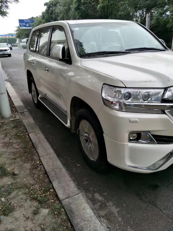 17款豐田酷路澤4000GXR 真皮高配版聚惠-圖6