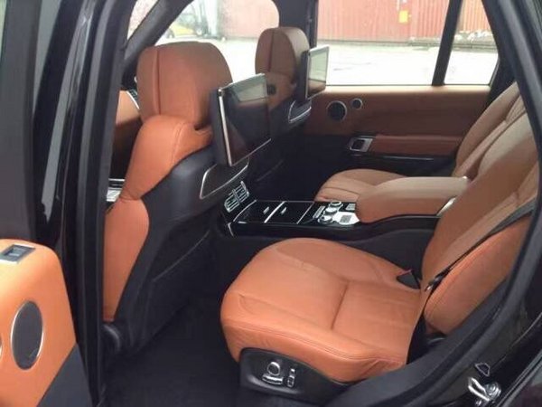 17款路虎揽胜行政3.0 汽油/柴油性能大PK-图10