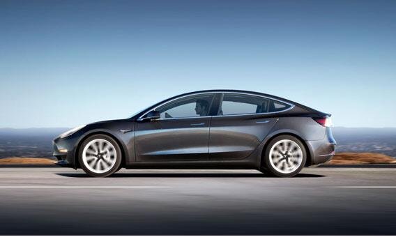 高颜值新能源 特斯拉model 3下线交付