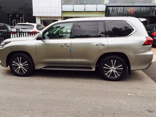 雷克薩斯LX570中東版 降價(jià)巔峰153萬(wàn)熱銷-圖3