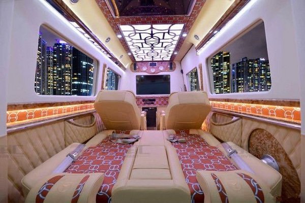 奔驰斯宾特豪华商务房车北京品鉴中心-图5