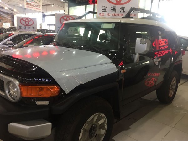 16款豐田FJ酷路澤現(xiàn)車(chē) 越野利器勢(shì)不可擋-圖1