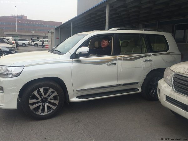 豐田酷路澤4600 底盤升降版現(xiàn)車一臺(tái)急出-圖3
