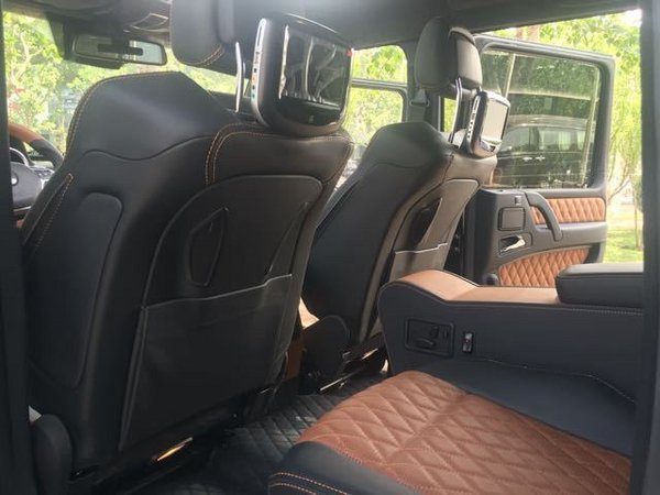 2016款奔驰G63AMG 6x6皮卡超值底价回馈-图6