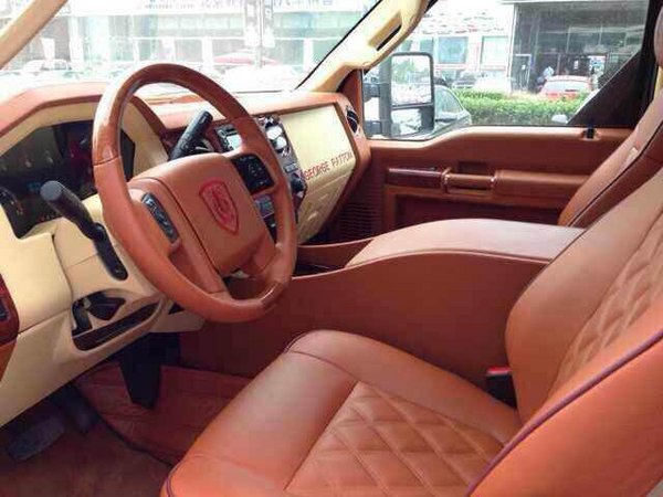 喬治巴頓裝甲越野現(xiàn)車 穿越極限不懼艱險(xiǎn)-圖7
