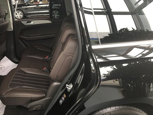 17款奔馳GLS400現(xiàn)車 七座越野升級體驗價-圖7