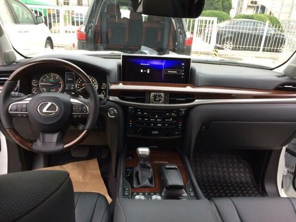 2016款雷克薩斯LX570 分期貸款提車導(dǎo)購-圖4