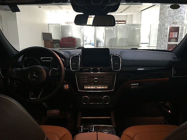 2017款奔馳GLS450價格 優(yōu)點分析配置詳解-圖6