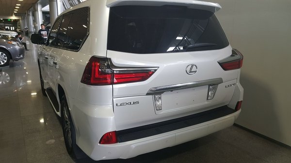 17款雷克薩斯LX570 節(jié)后降價(jià)持續(xù)升溫中-圖3