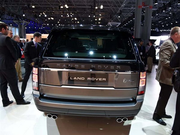 路虎攬勝行政版現(xiàn)車 極速越野天津港現(xiàn)車-圖3
