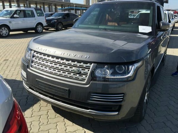 路虎攬勝行政5.0現(xiàn)車 短軸創(chuàng)世歐規(guī)119萬(wàn)-圖2