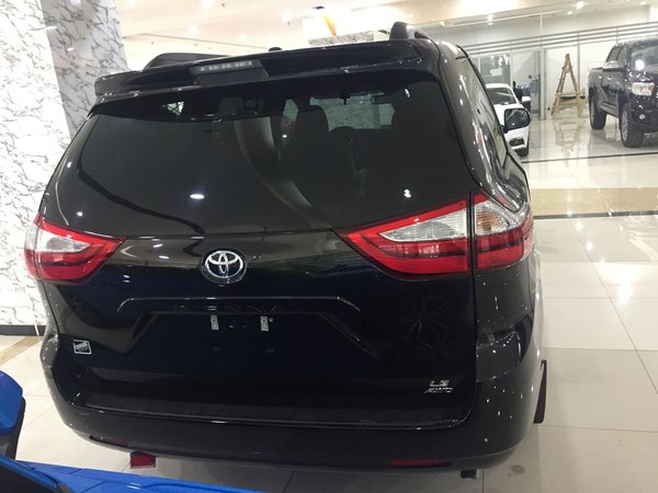 17款豐田塞納四驅(qū)現(xiàn)車 帶您引領(lǐng)尊貴時(shí)尚-圖3