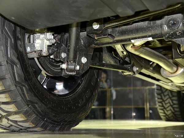 2017款乔治巴顿战剑现车 王牌越野108万-图7