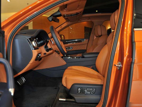 17款宾利添越行情指南 脱俗越野突破底价-图7