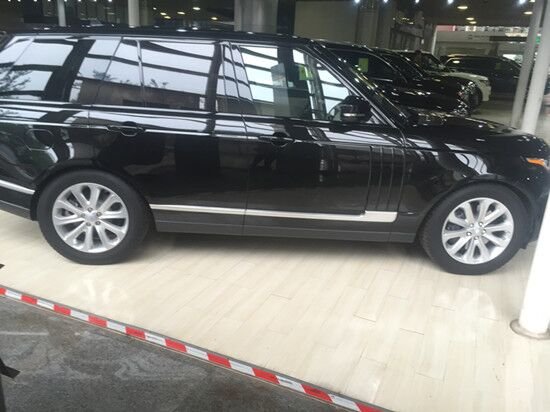 16款路虎揽胜行政版 新配置发挥淋漓尽致-图3