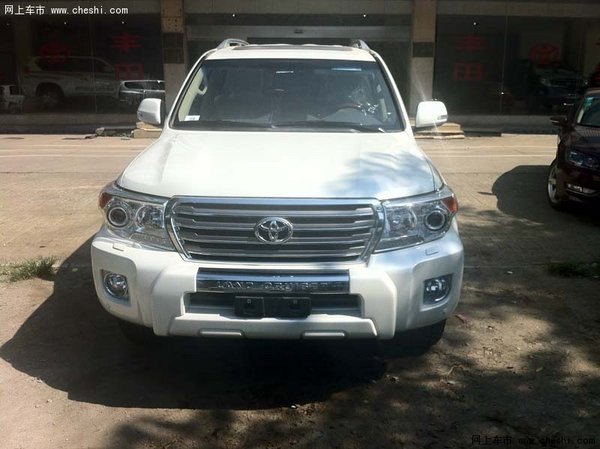 丰田酷路泽4600中东版 V8越野伴您一路安全