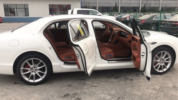 2017款宾利飞驰4.0T 十一抢先降惠战到底-图6