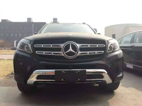 2017款奔馳GLS450現(xiàn)車 喜愛黑色終于來(lái)了-圖2