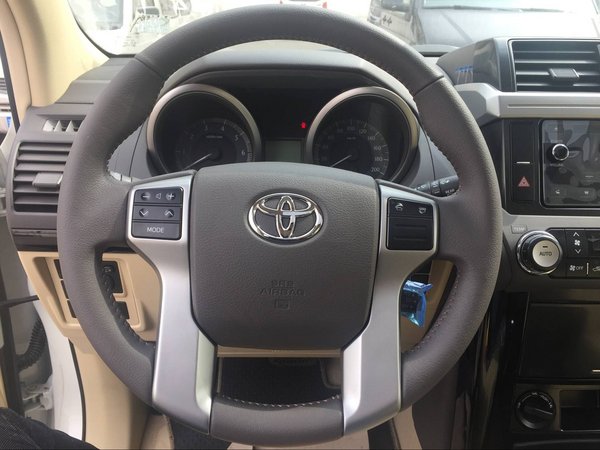 豐田霸道2700中東版 現(xiàn)車促銷破冰價優(yōu)惠-圖5