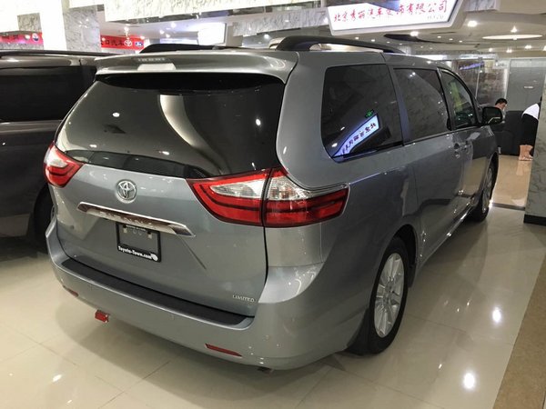 2016款豐田塞納四驅(qū) 經(jīng)典商務(wù)車(chē)再創(chuàng)佳績(jī)-圖3