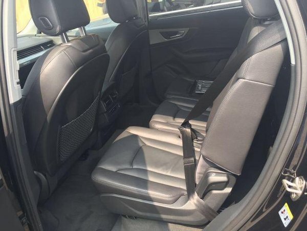 17款全新奥迪Q7加版全国优惠现车销售-图6