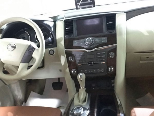 17款日產(chǎn)途樂Y62中東SE 4.0降價幅度曝光-圖4