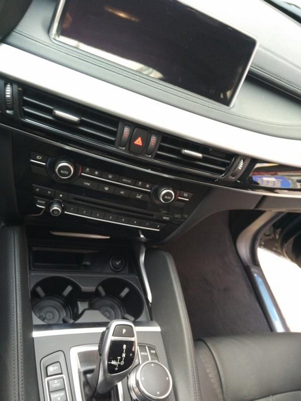 17款宝马X6动感十足现车低价促销可分期-图3