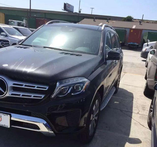 17款奔驰GLS450最顶配现车价优 省购置税-图2