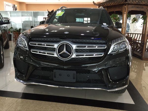17款美規(guī)奔馳GLS500豪華型 現(xiàn)車天津價(jià)格-圖1