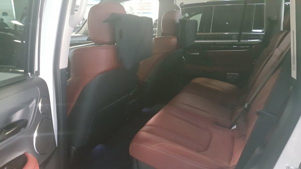 17款雷克薩斯LX570 八座極品凌志搶底價-圖6
