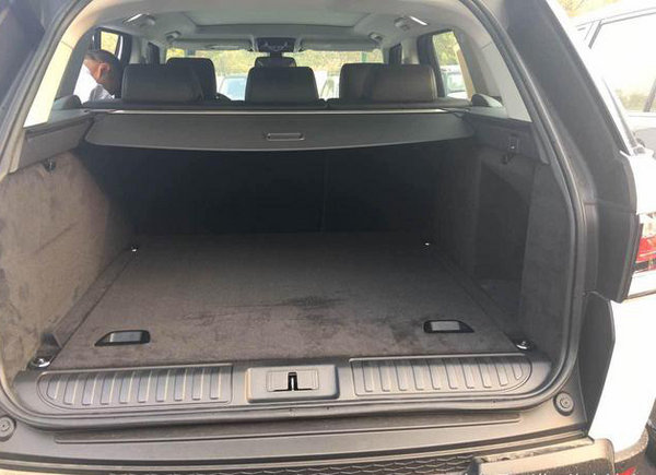 路虎揽胜运动3.0 HSE汽油版揽运惊喜让利-图7