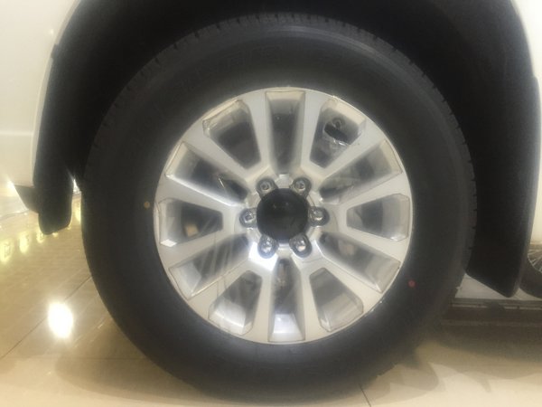 17款豐田霸道4000降價(jià) 高端奢華越野SUV-圖7