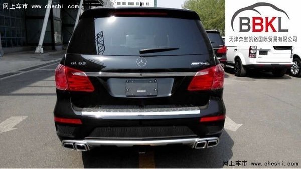 16款加版奔驰GL63AMG 仅205万港口最低价-图3