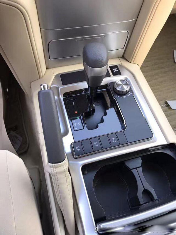 2017款丰田酷路泽4000升级不加价 V6畅销-图8