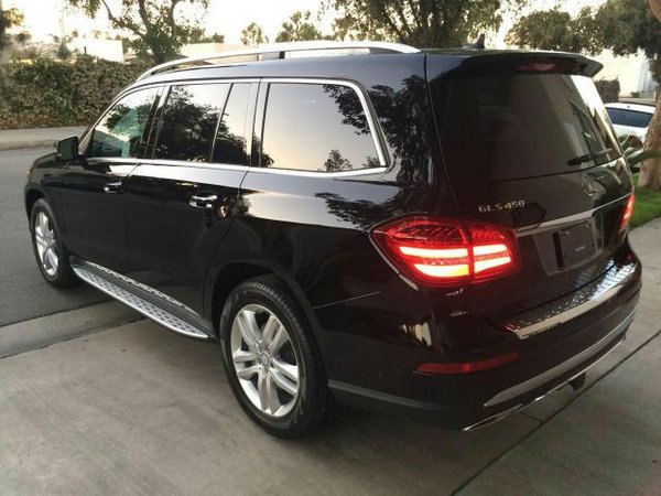 进口奔驰GLS450港口现车 与路虎决战津城-图3