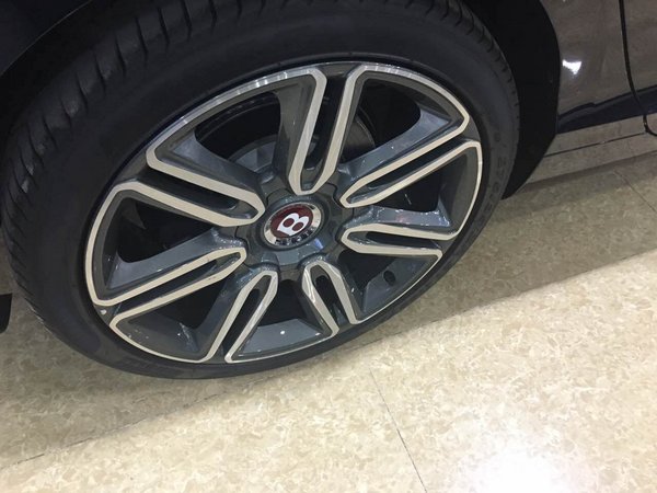 2016款宾利飞驰4.0T 惠动V8降价飞驰冠销-图4